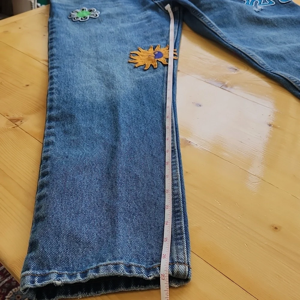 BDG Dad Slim Tapered Fit Jean Patched Medium Wash size 30